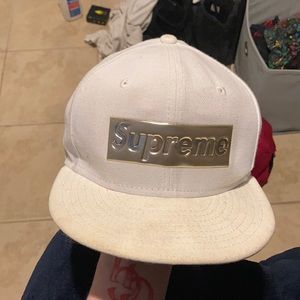 Supreme fitted new era cap